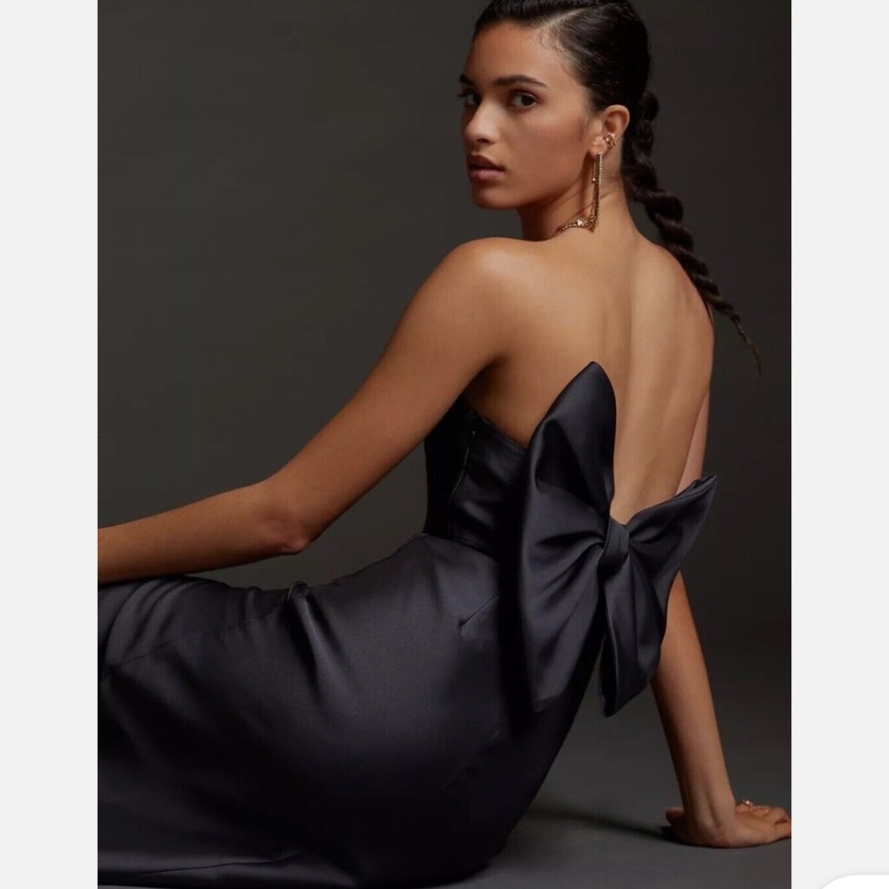 ANTHROPOLOGIE HUTCH SLIM BOW BACK STRUCTURED MIDI STATEMENT DRESS BLACK size 2